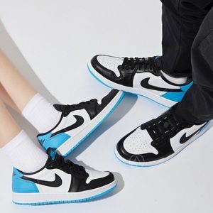 ✔️New✔️ NIKE Air Jordan 1 Retro Low OG Dark Powder Blue